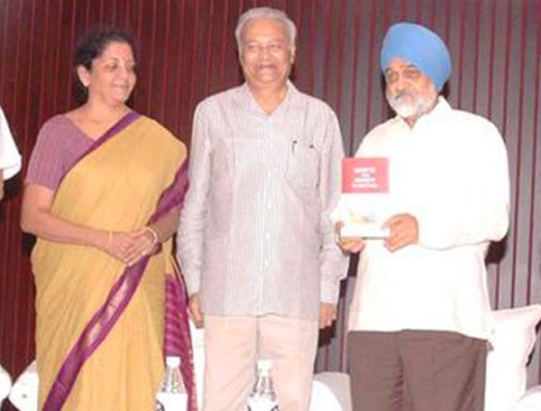 L-R: Nirmala Sitharaman, Pradeep S Mehta and Montek Singh Ahluwalia on the occasion of Panel Discussion and Book Release
