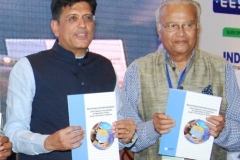 Piyush Goyal, Energy Minister of India releasing book “Mainstreaming Sustainable Development” during the Energy Conclave : Power for India” at Kolkata on 28th August, 2015