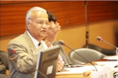 Moderating at the breakout session on Improving Food Security in the face of Climate Change at the UNCTAD Public Symposium in Geneva, on May 10, 2011