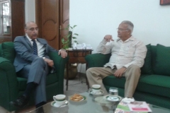 Chatting with Pakistan's High Commissioner to India, Abdul Basit about Indo-Pak trade relations, He is as optimistic as we are and talking about it actively within both countries