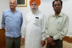 With Bipul Chatterjee of @cutscitee meeting MoS, Ag&ParlAffairs @SSAhluwaliaMP to discuss RegulatoryImpactAssessment